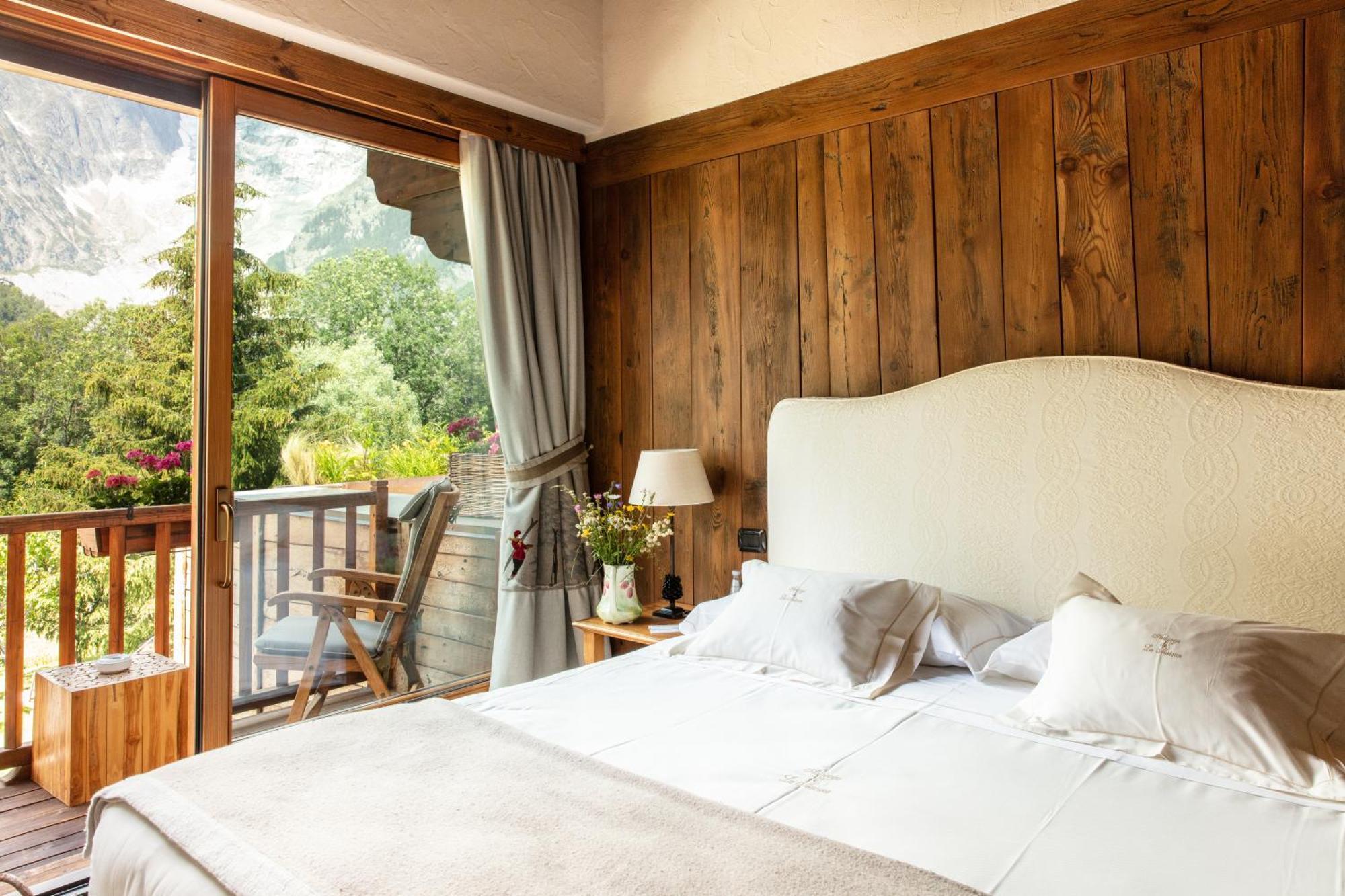 Auberge De La Maison Courmayeur Luaran gambar