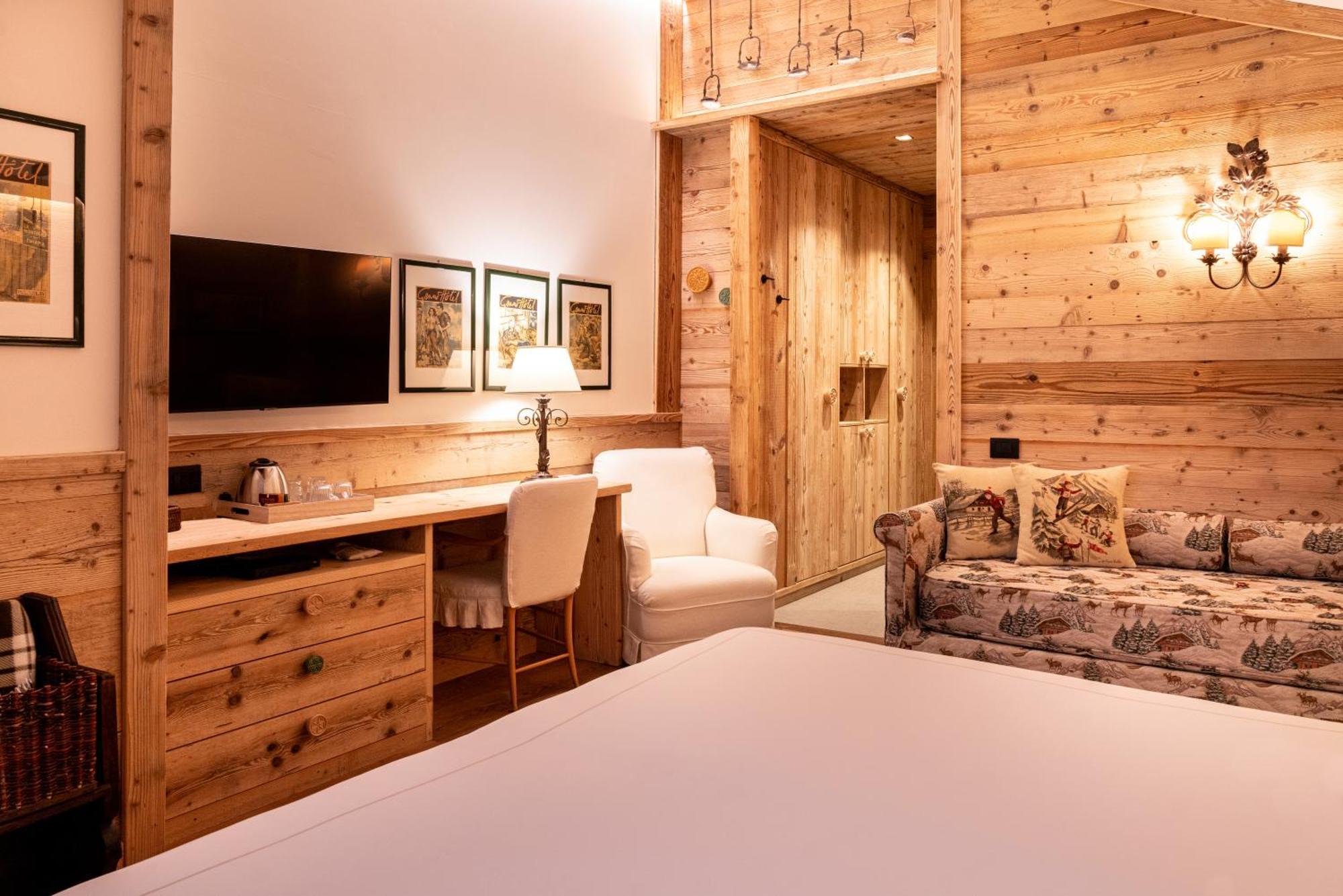 Auberge De La Maison Courmayeur Luaran gambar